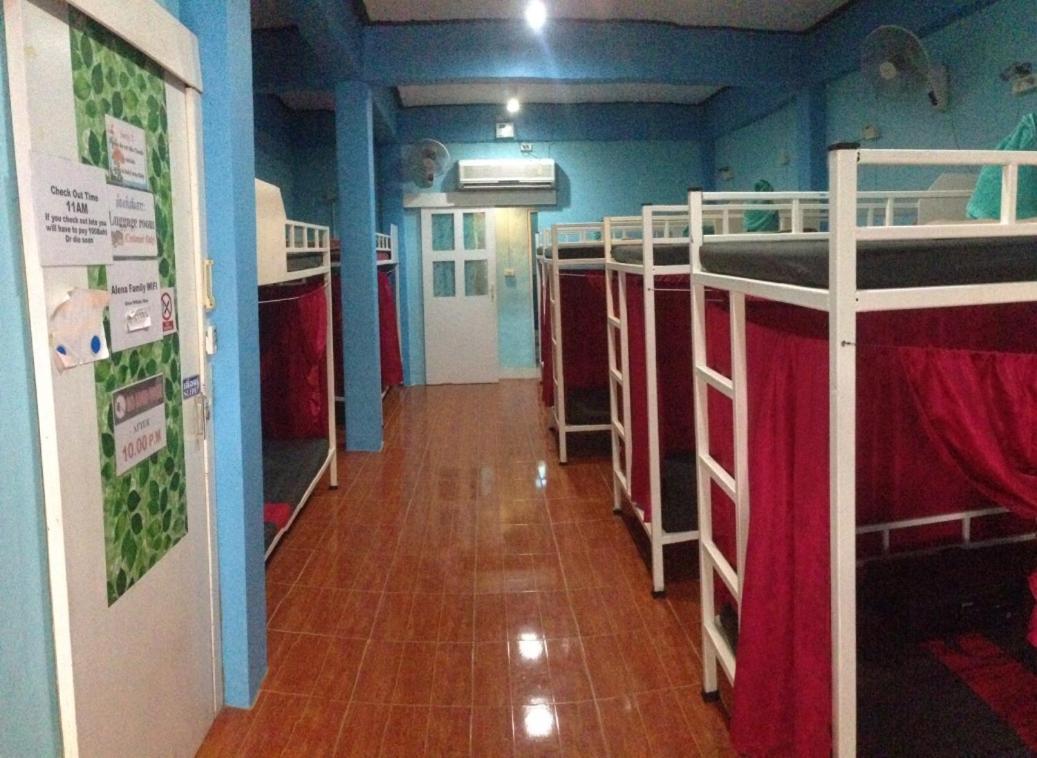 Rehab Hostel Phi Phi Don Exterior foto
